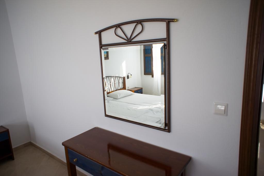 Athina Apartment *